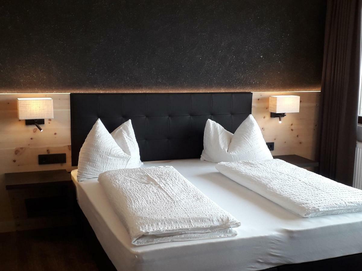 Hotel Zum Tiroler Adler Экстерьер фото